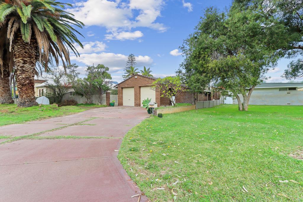 39 Gloucester Cres, Shoalwater, WA 6169