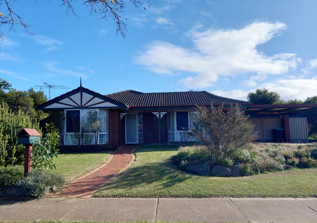 18 Stanley Cres, Brookfield, VIC 3338