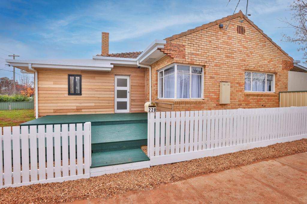 228 Walnut Ave, Mildura, VIC 3500