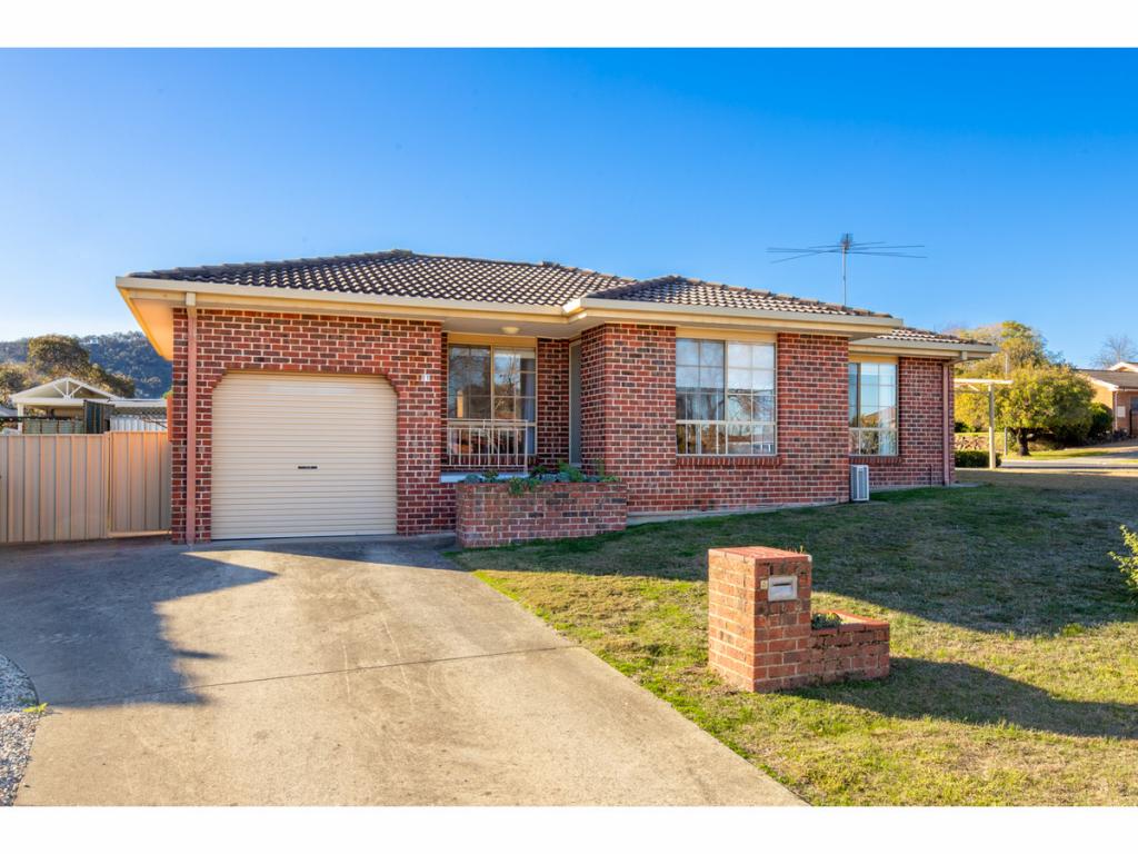 1/11 Mitta Gr, Lavington, NSW 2641