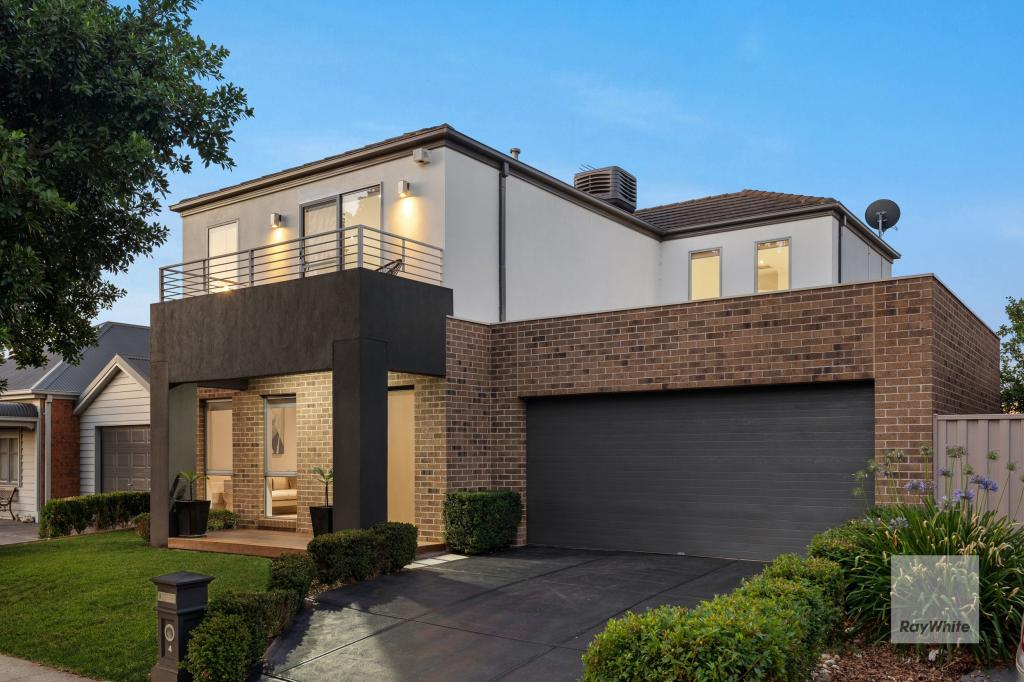 4 Bunyip Walk, Caroline Springs, VIC 3023