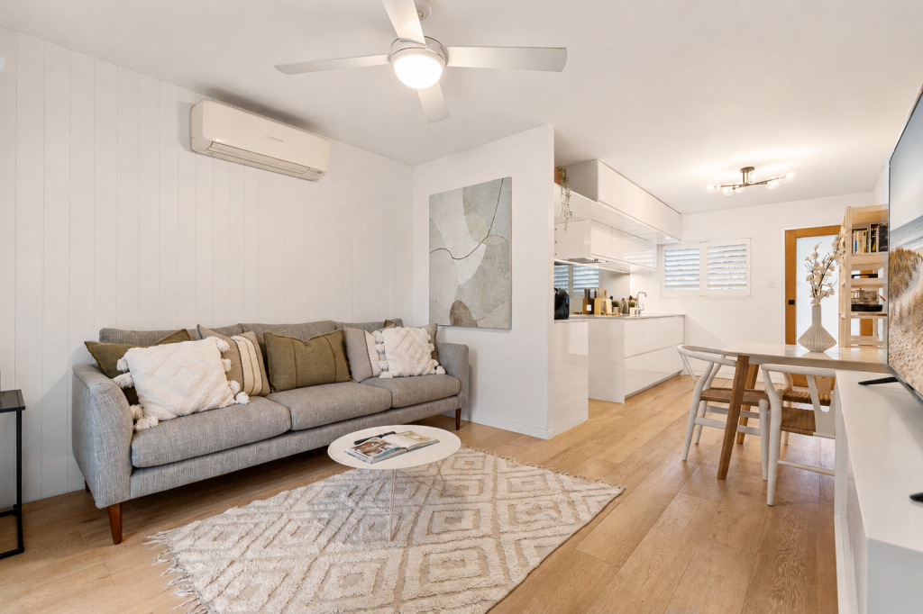 5/27 AGNES ST, WYNNUM, QLD 4178