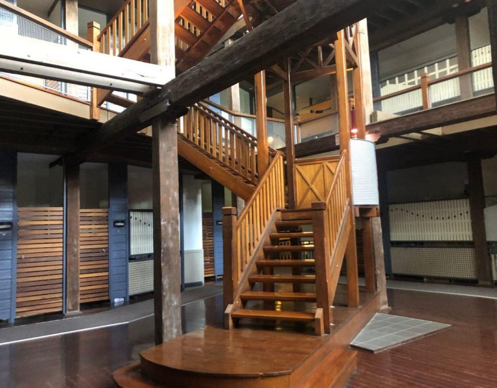 30/85 COMMERCIAL RD, TENERIFFE, QLD 4005
