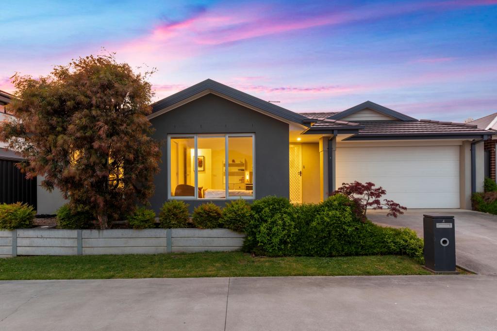 4 Addison Cl, Officer, VIC 3809