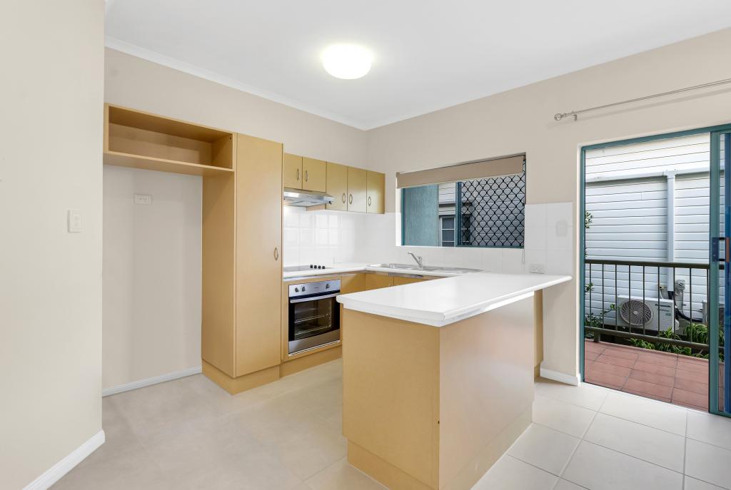 1/334-336 Draper St, Parramatta Park, QLD 4870