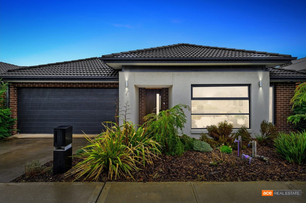 7 MOSSMAN GR, COBBLEBANK, VIC 3338