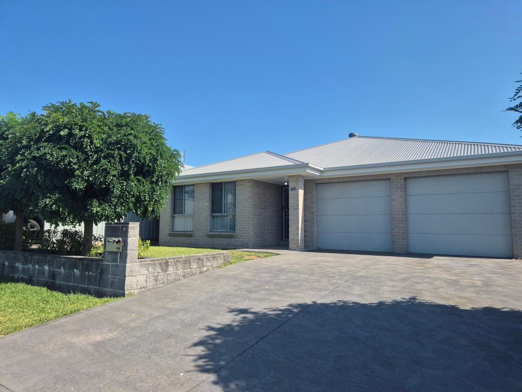 49 CALADENIA CRES, SOUTH NOWRA, NSW 2541