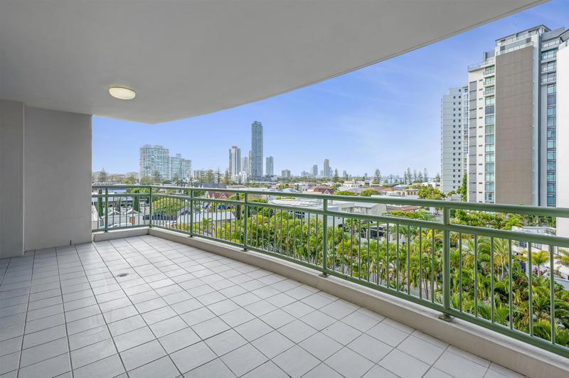 23/'The Meriton' 29 Woodroffe Ave, Main Beach, QLD 4217