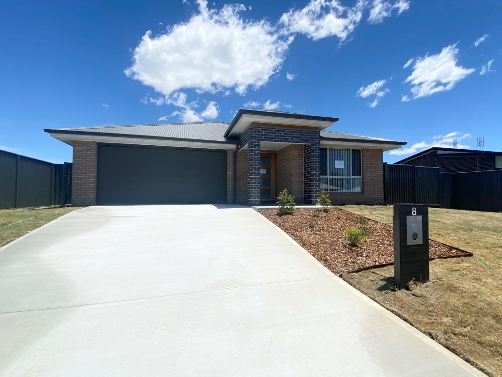 8 Baudin St, Westdale, NSW 2340