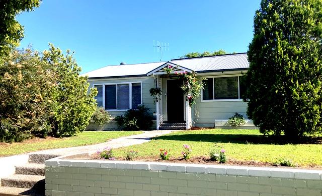 57 Clarkson St, Nabiac, NSW 2312