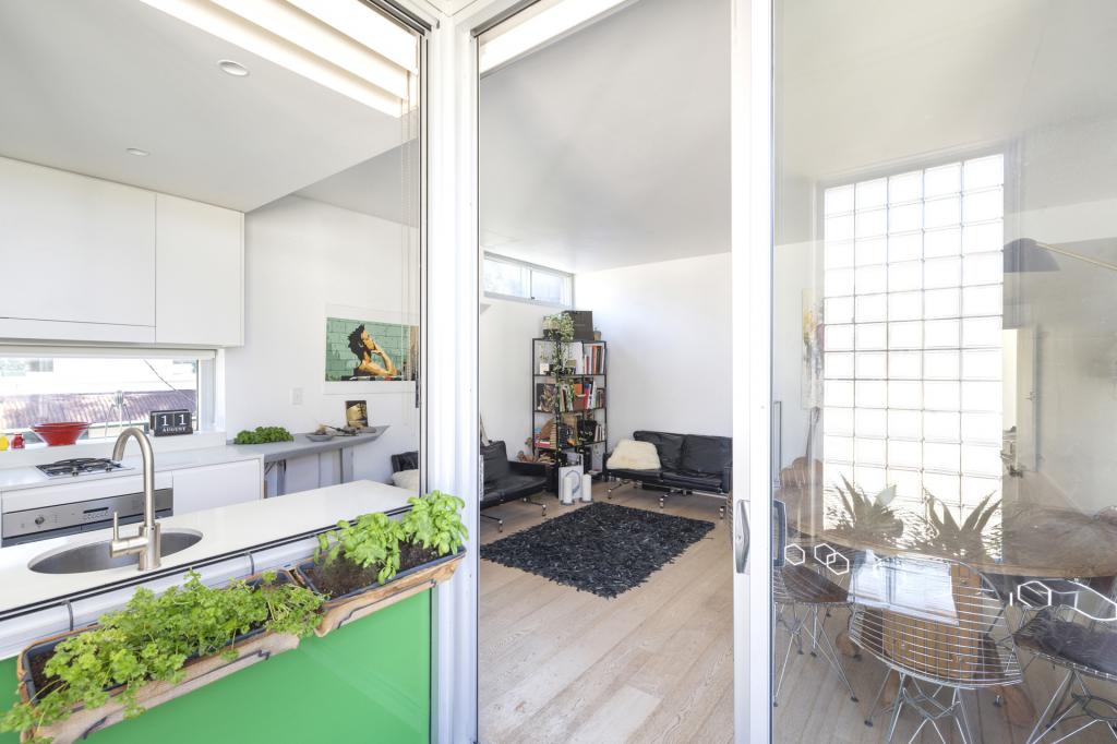 17/85 Bourke St, Woolloomooloo, NSW 2011