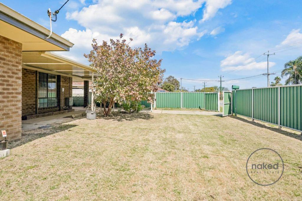 128 Dellar Rd, Maddington, WA 6109