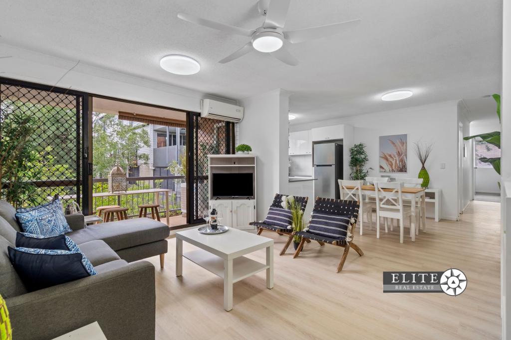 2/237 Sir Fred Schonell Dr, St Lucia, QLD 4067