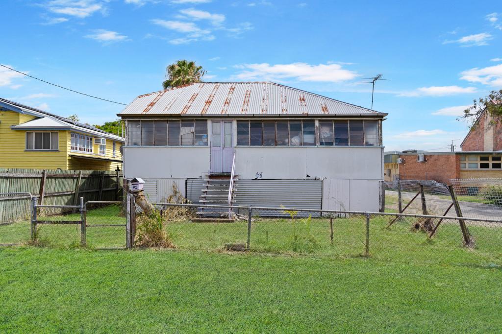 41 Bernard St, Berserker, QLD 4701