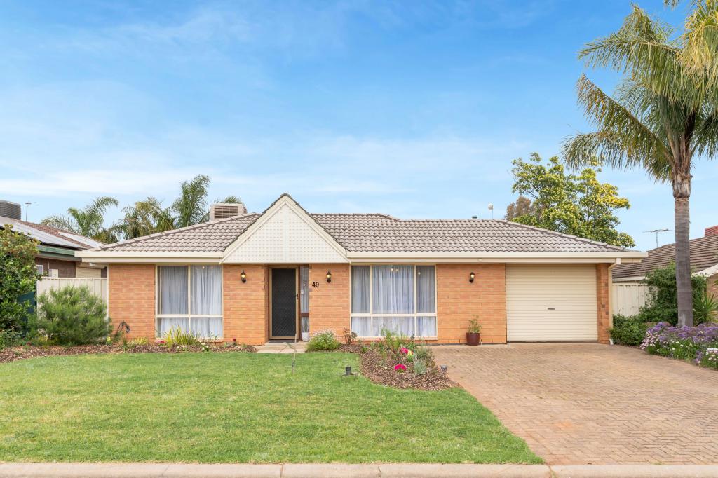 40 Browne Cct, Craigmore, SA 5114