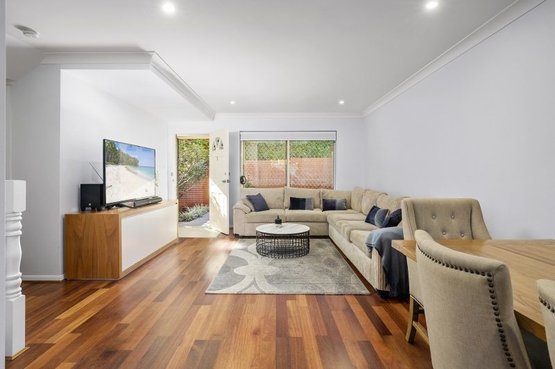 2/5 CHELMSFORD AVE, NAREMBURN, NSW 2065