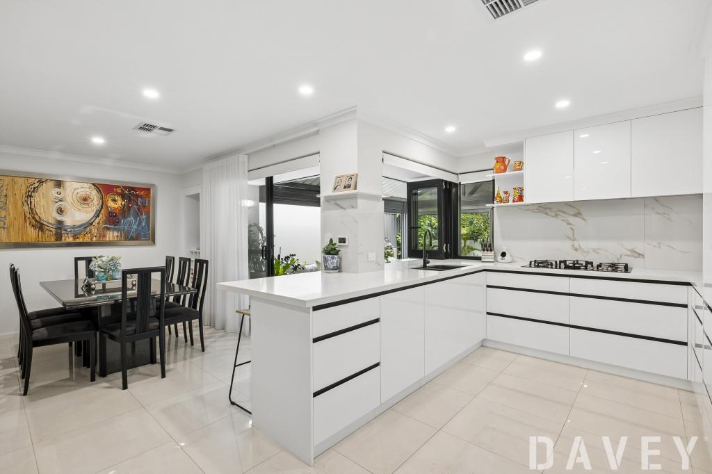 4 Elmton Ct, Duncraig, WA 6023