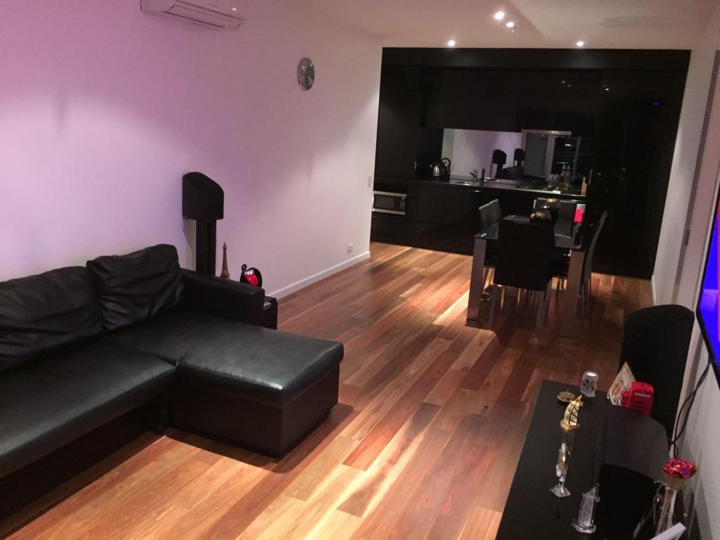 2104/241 Harbour Esp, Docklands, VIC 3008