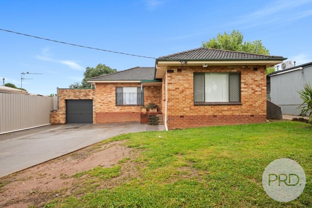 15 Beltana Ave, Mount Austin, NSW 2650