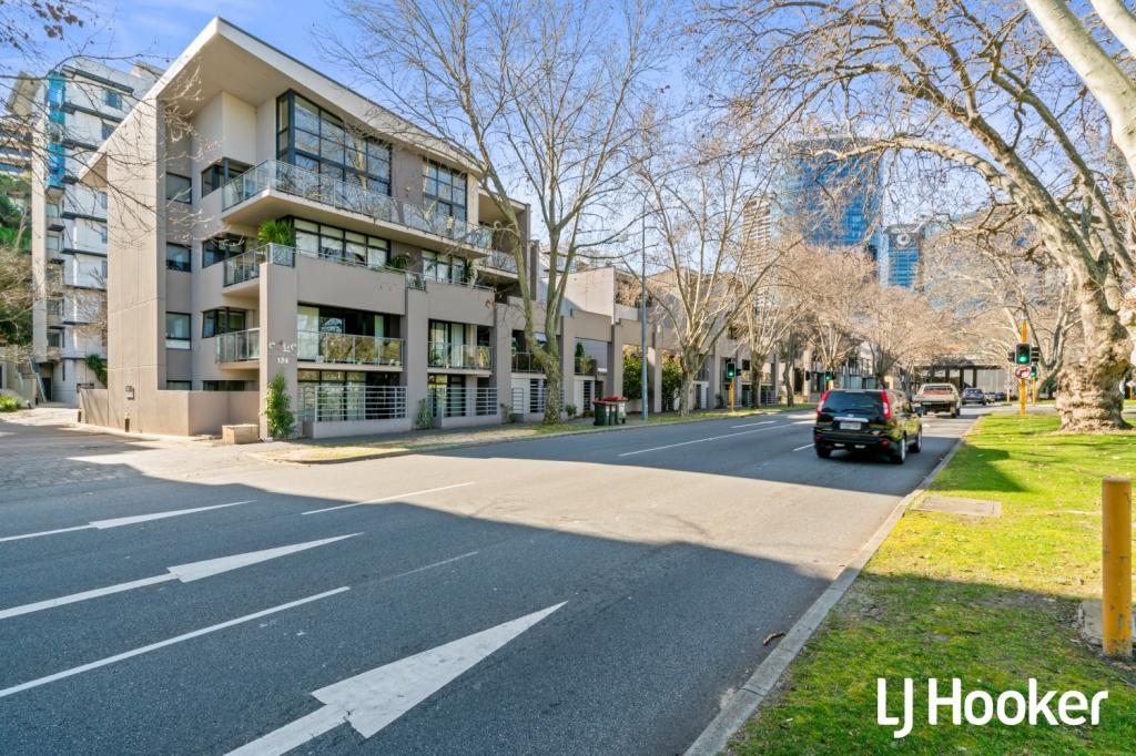 20/124 Mounts Bay Rd, Perth, WA 6000