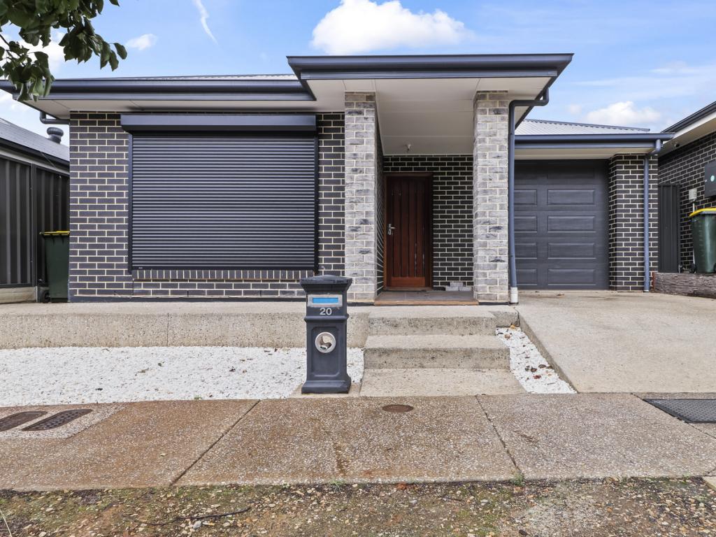 20 Burnlea Pde, Blakeview, SA 5114