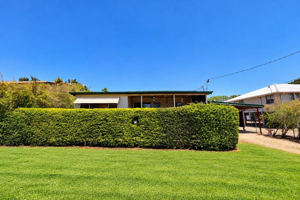 69 BOX ST, CLERMONT, QLD 4721