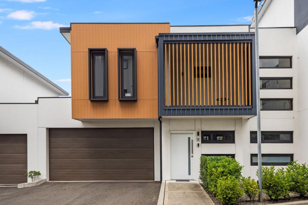 8/24 Hillcrest Ave, Greenacre, NSW 2190