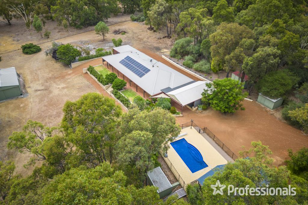 12 LITTLE BUNNING RD, GIDGEGANNUP, WA 6083