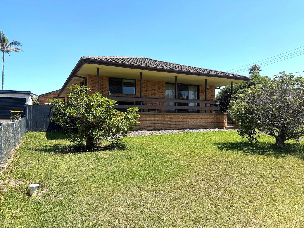 23 Ungala Rd, Old Bar, NSW 2430