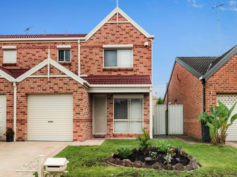 22 Ron Scott Cct, Greenacre, NSW 2190