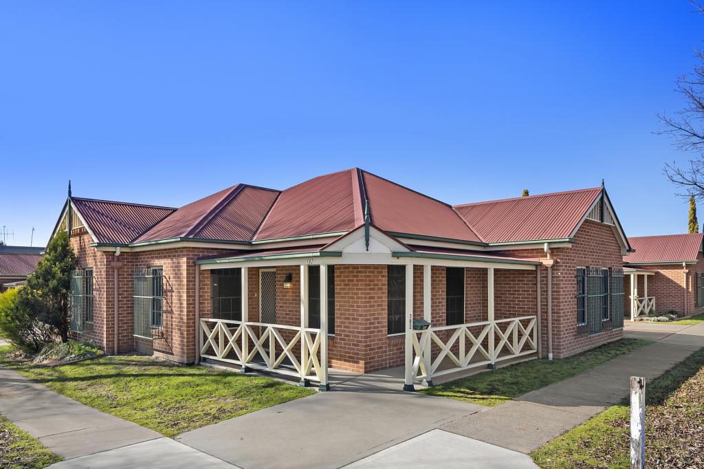 1/182 Bentinck St, Bathurst, NSW 2795