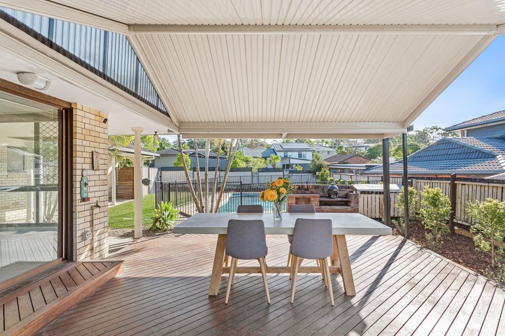 13 Crinum Cres, Southport, QLD 4215