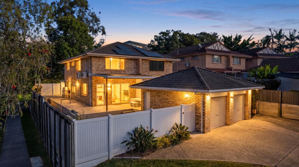 1/2 Snowgum Ct, Burleigh Waters, QLD 4220