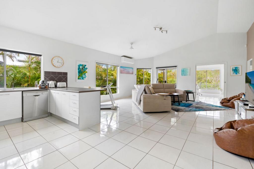 17 Starush Ct, Upper Coomera, QLD 4209