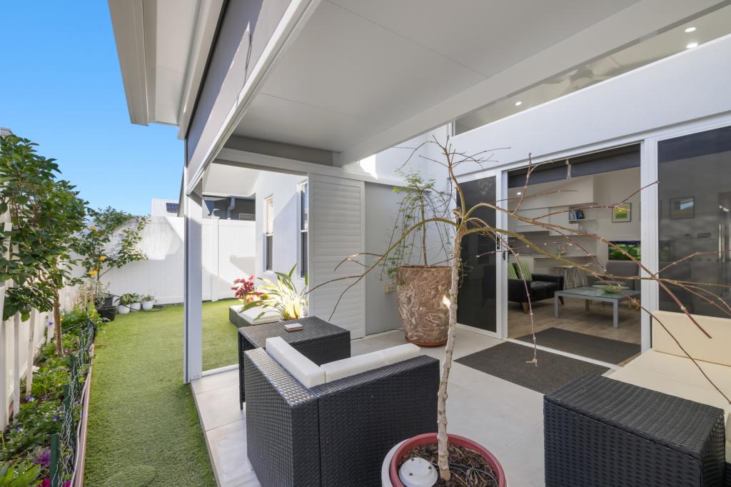 10 Oakmont Dr, South West Rocks, NSW 2431