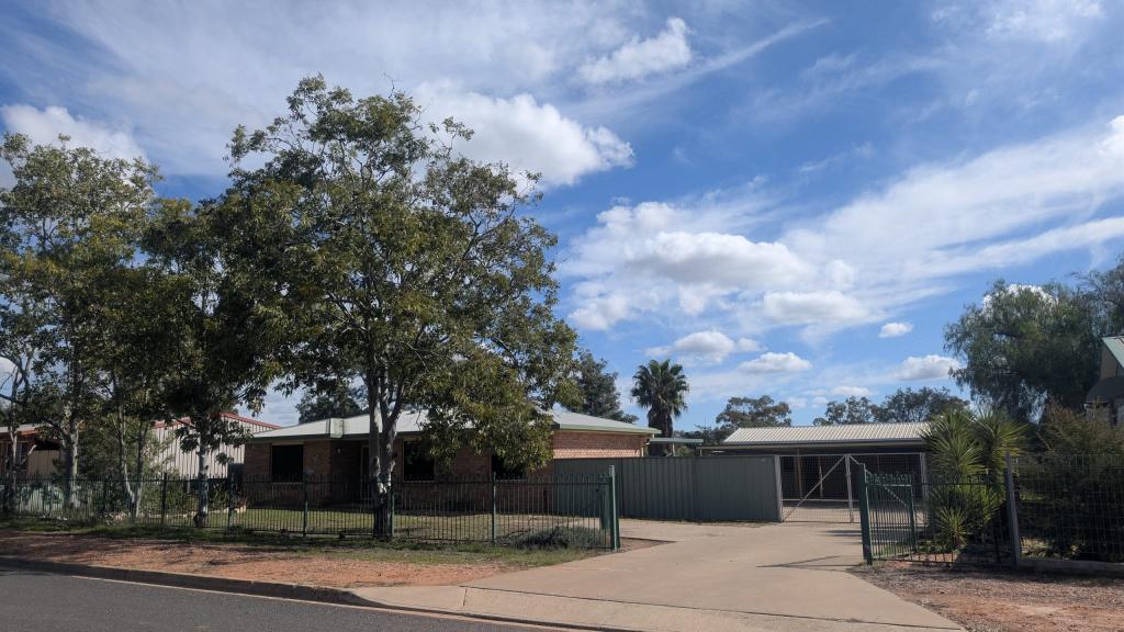 25 Cardinal Rd, Lightning Ridge, NSW 2834