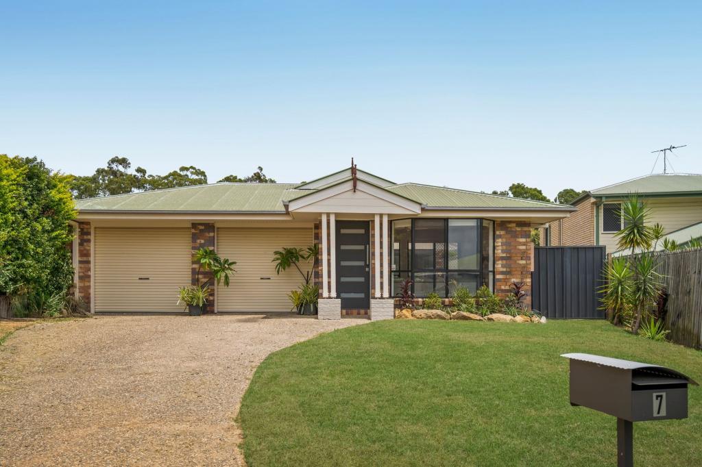 7 Amor Ct, Yamanto, QLD 4305