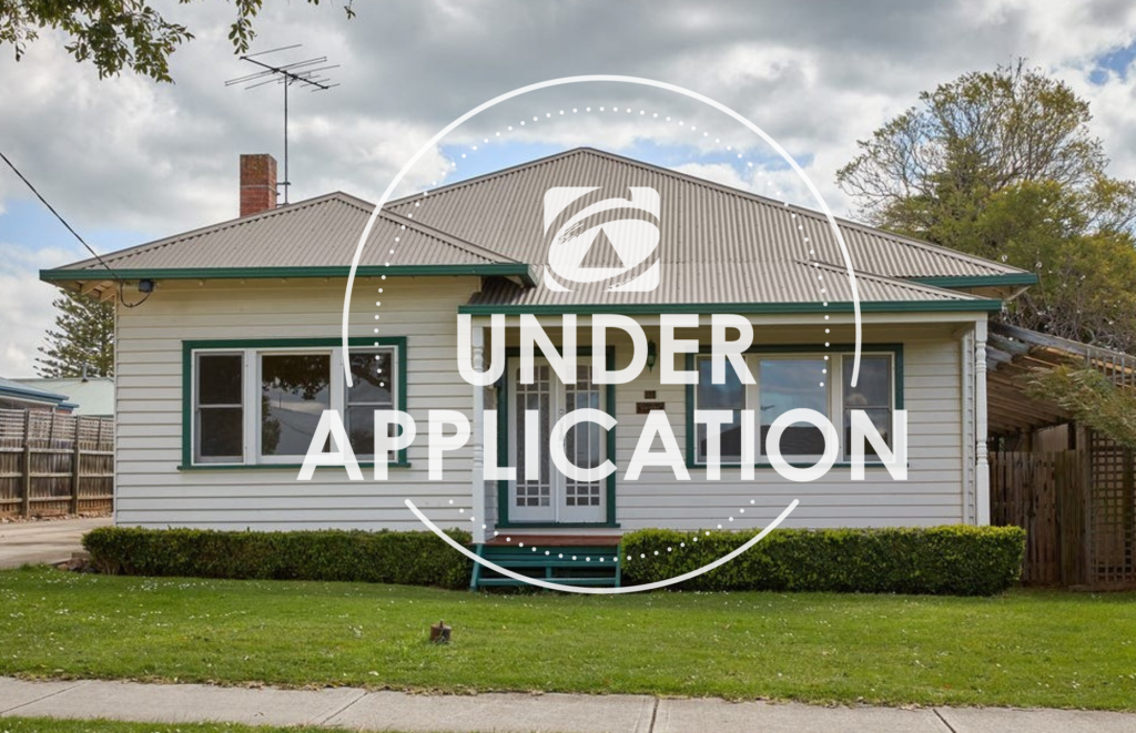 13 Hopetoun Rd, Drouin, VIC 3818