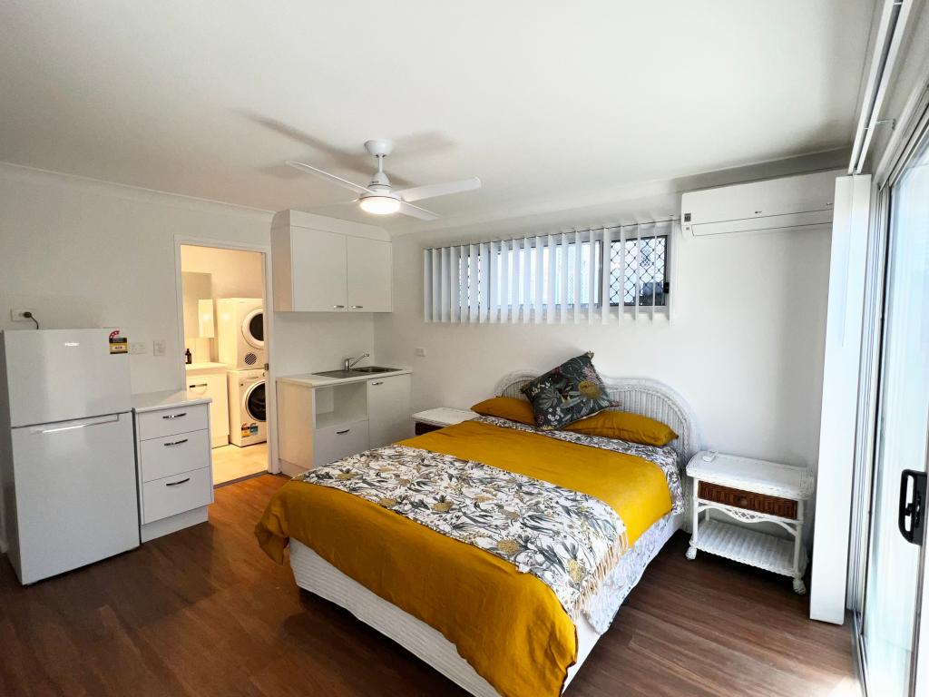 1a/11 Lloyd St, Southport, QLD 4215