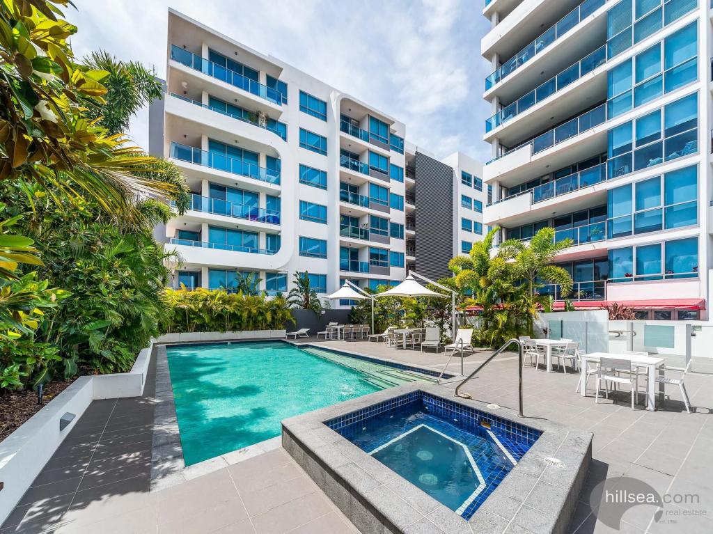 710/20 Labrador St, Labrador, QLD 4215