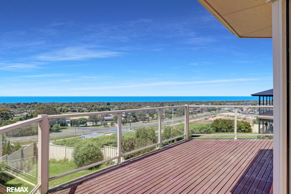 24 Sea-Lake Cl, Lakes Entrance, VIC 3909