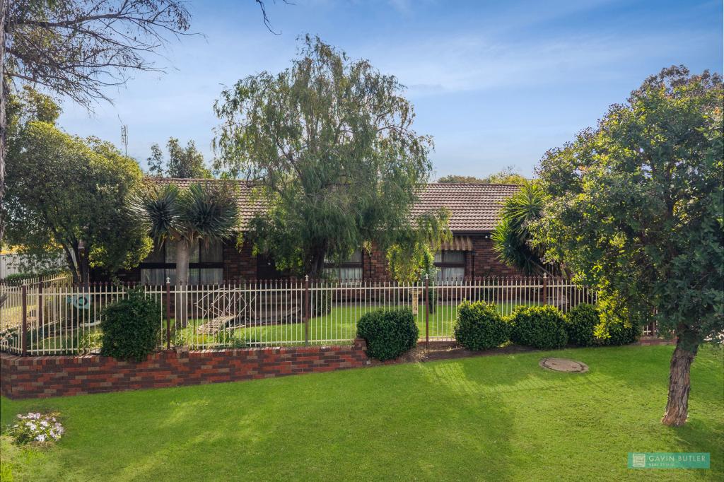 1a Lester St, Sailors Gully, VIC 3556