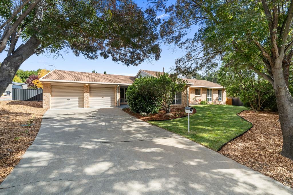 4a Hansen Cct, Isaacs, ACT 2607