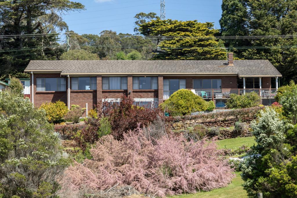 16 Rosevears Dr, Lanena, TAS 7275