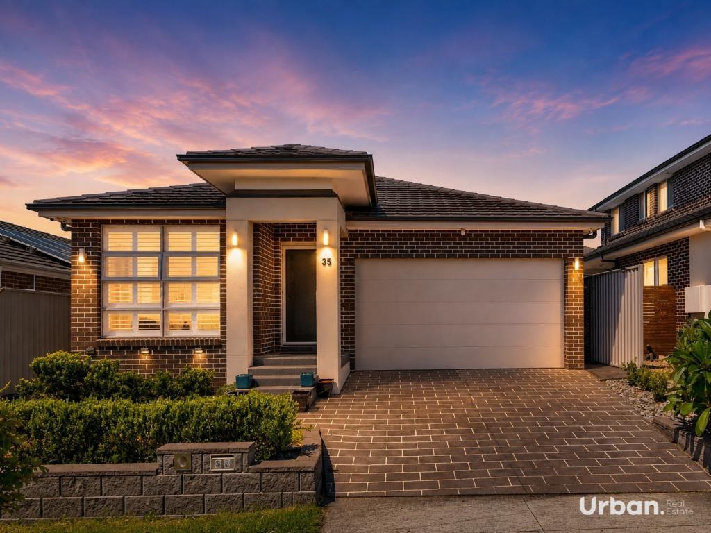35 Stevens Dr, Oran Park, NSW 2570
