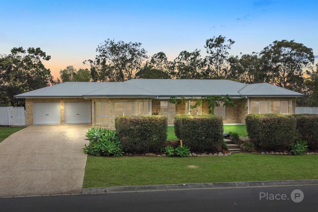 4 Tenville Ct, Deebing Heights, QLD 4306