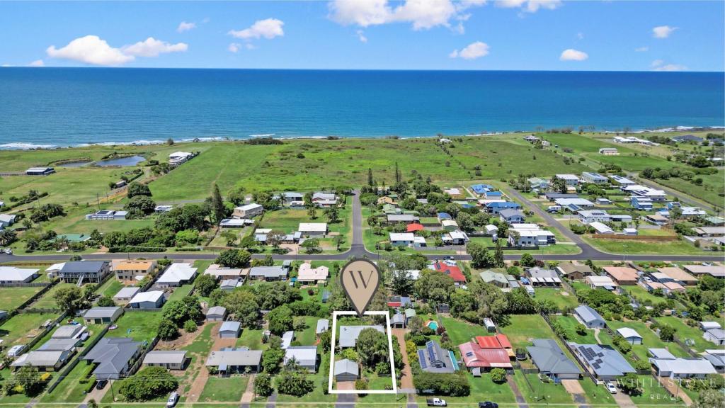 42 Ocean St, Burnett Heads, QLD 4670