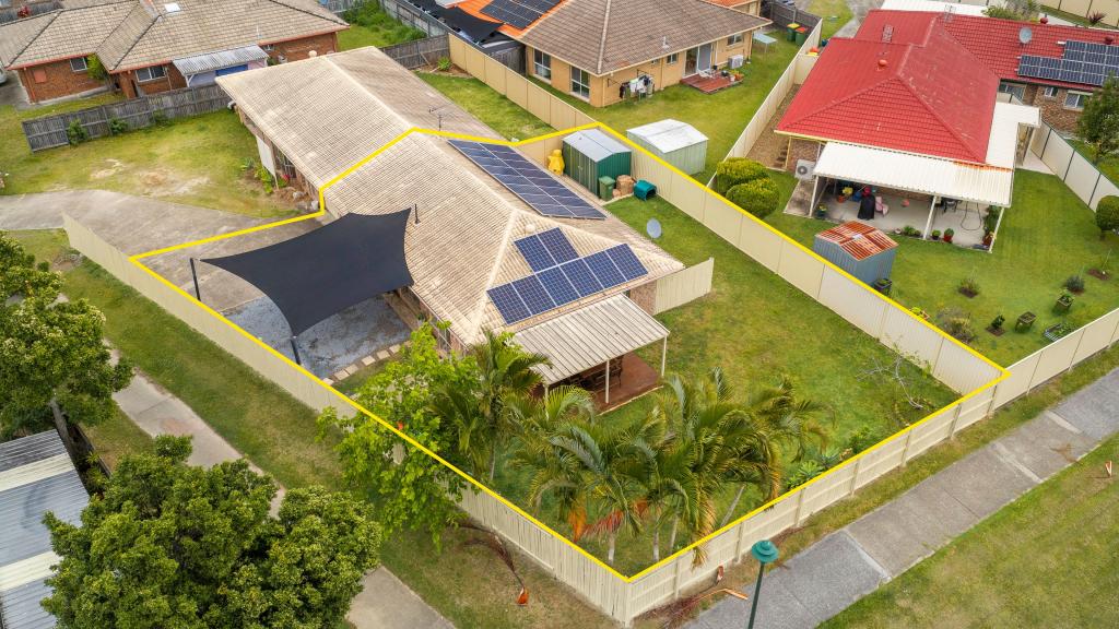2/20 Coventry Ct, Labrador, QLD 4215