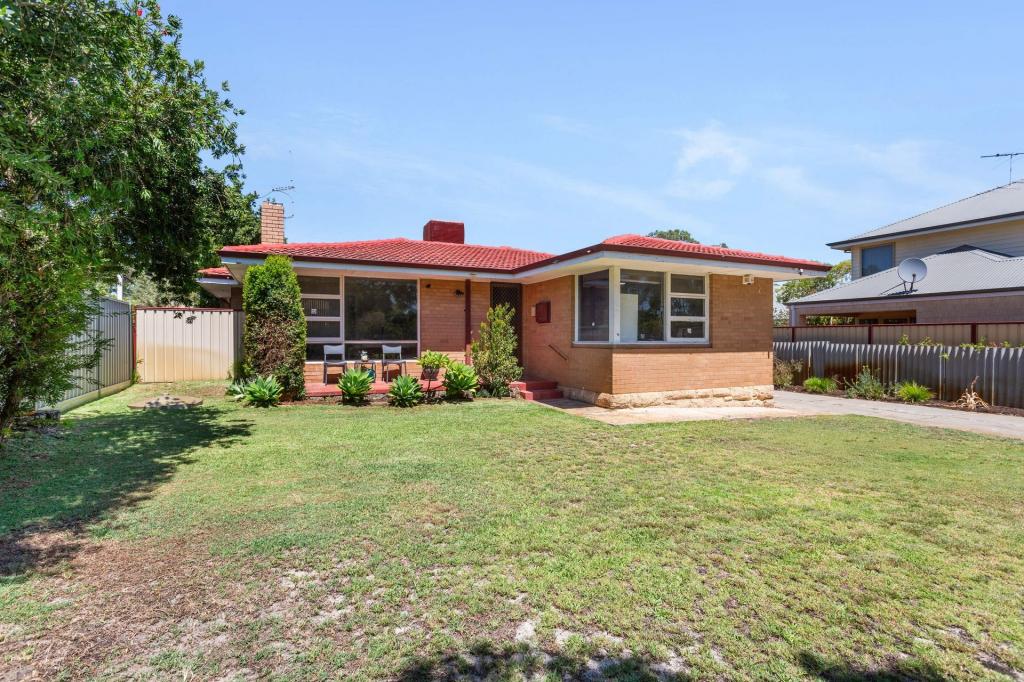 274 Morley Dr E, Eden Hill, WA 6054