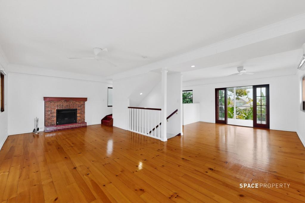 33 Kinross St, Spring Hill, QLD 4000